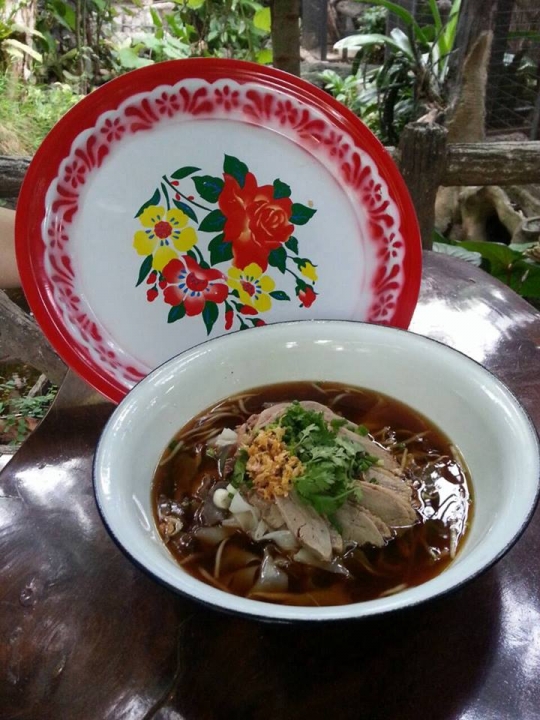 ก๋วยเตี๋ยวเป็ดกะละมัง