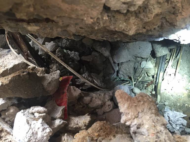 จุดทรุด สายไฟไม่มีฉนวนหุ้ม