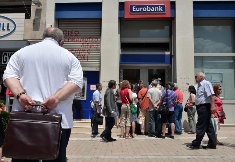 นักท่องเที่ยวส่วนใหญ่จะไปเที่ยวอิตาลี สเปน มากกว่า เพราะกรีซไม่ได้มีแต้มต่อเรื่องค่าเงินถูกกว่า