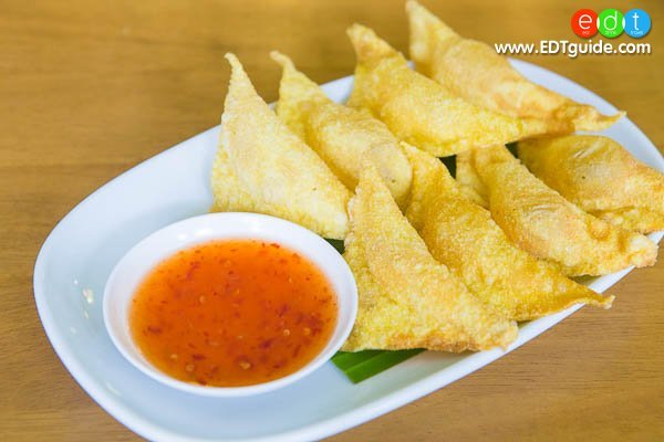 ผัดไทยบ้านทางเกวียน