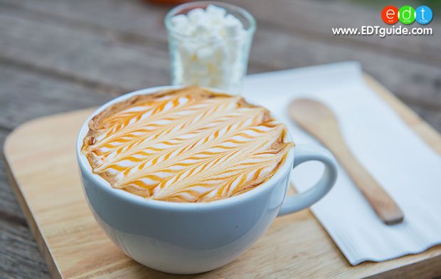 The 2 Crack Espresso Bar and Art Gallery