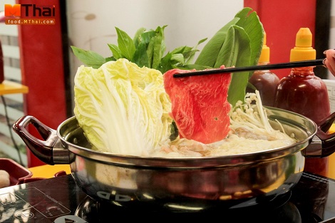 เฝอ 54 ต้นตำหรับเฝอหม้อไฟ สไตล์LA ย่านลาดพร้าววังหิน