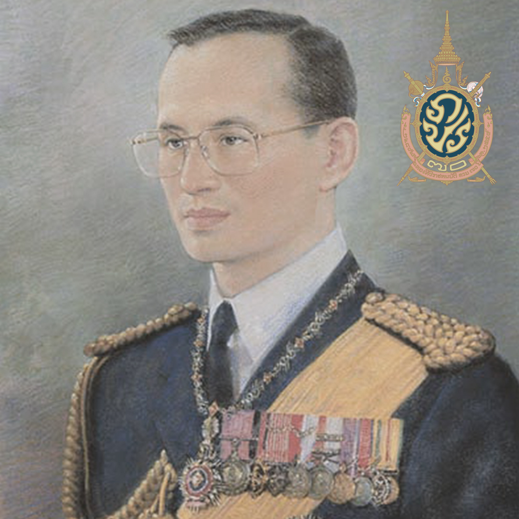 พระราชประวัติ พระบาทสมเด็จพระเจ้าอยู่หัว รัชกาลที่ ๙