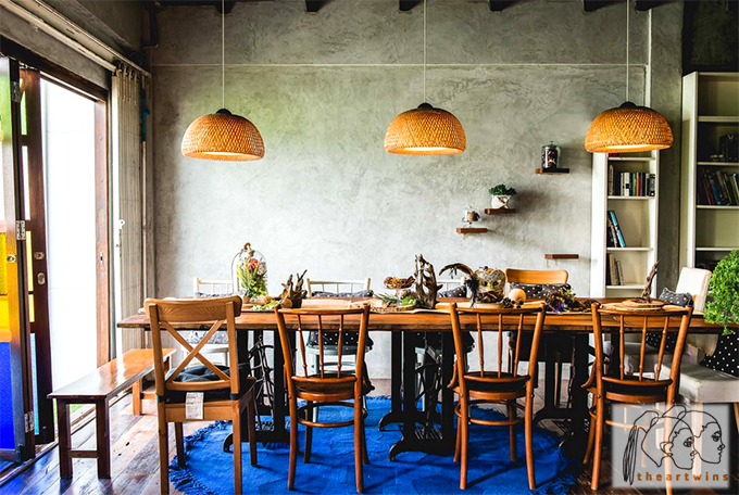 THE ARTWINS CANTEEN & BAR