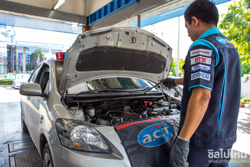 วิธีการตรวจเช็ครถยนต์ด้วยตัวเองก่อนขับรถไปเที่ยวช่วงวันหยุด