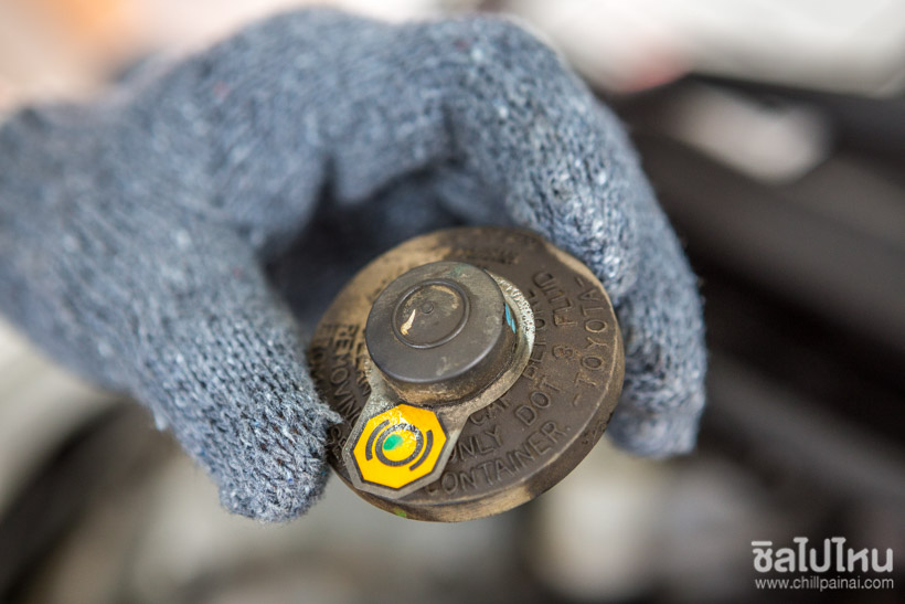 วิธีการตรวจเช็ครถยนต์ด้วยตัวเองก่อนขับรถไปเที่ยวช่วงวันหยุด