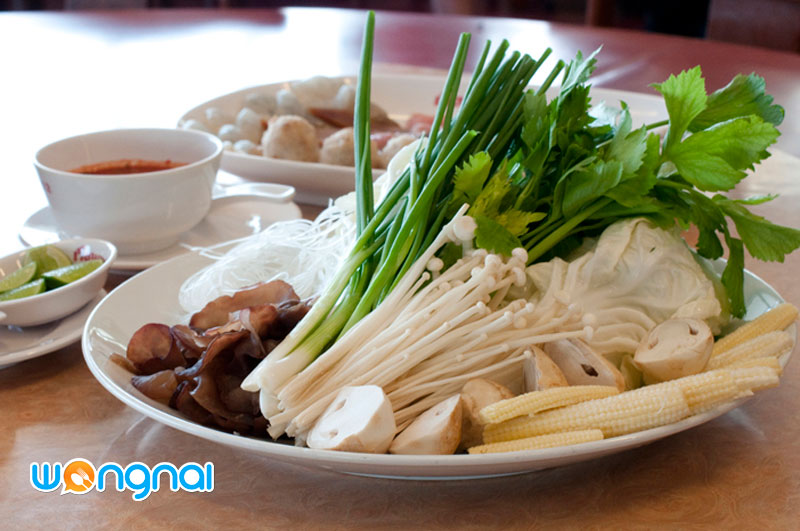 สุกี้เรือนเพชร