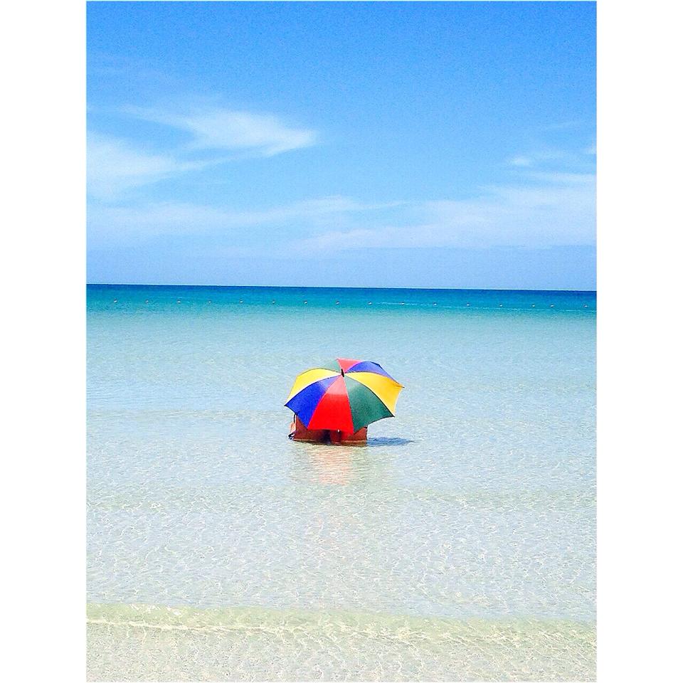 Cute Couple — at หาดริ้น @ เกาะพงัน.