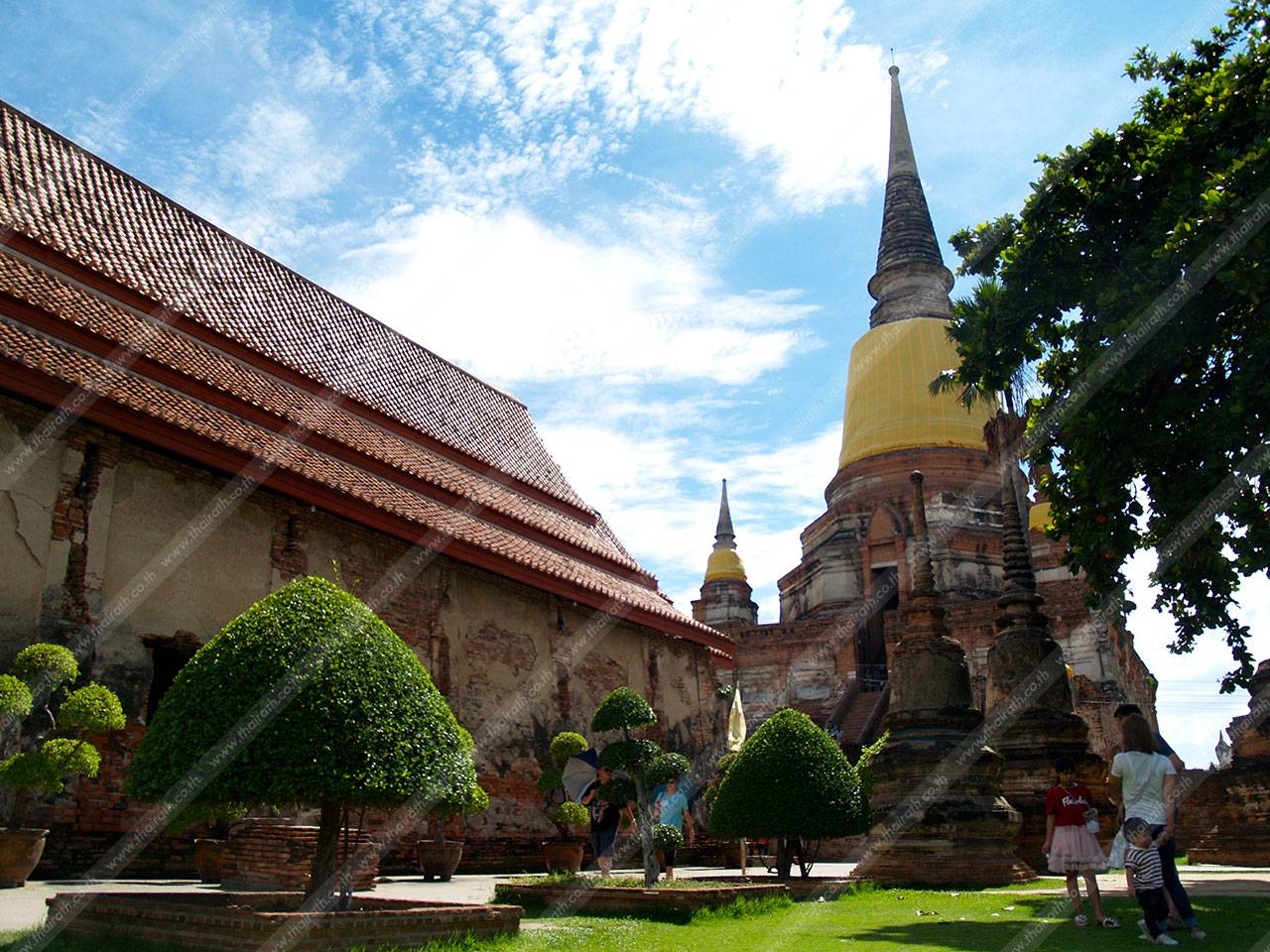 วัดสวย ฟ้าสดใส