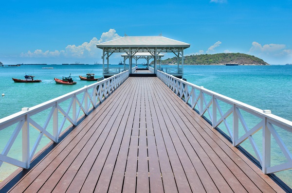 เกาะสีชัง จังหวัดชลบุรี