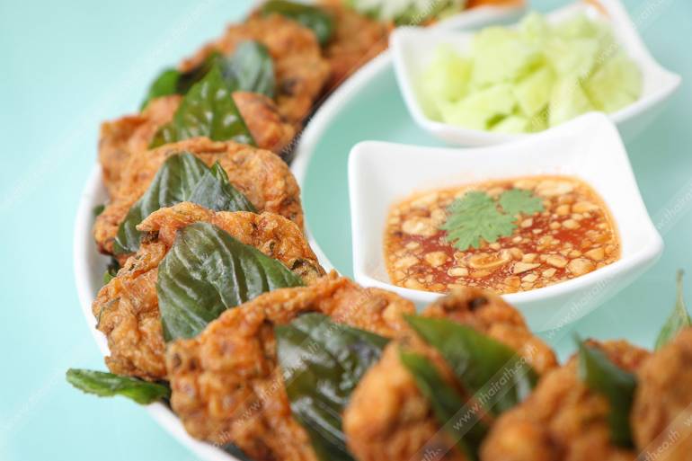 ทอดมันปลาแซลมอน