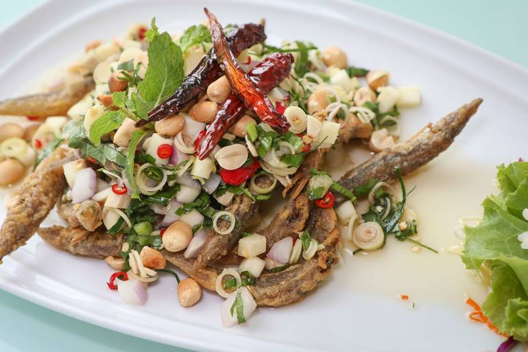 ยำเมี่ยงปลารากกล้วย