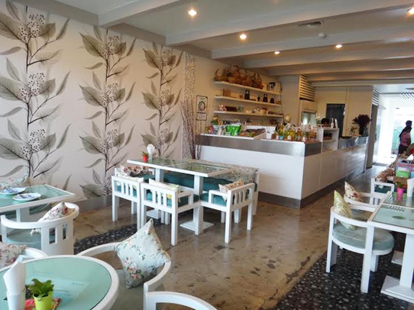 Salada organic kitchen at Bon Marche