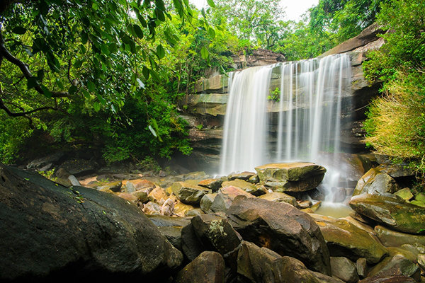 “กุ้งเดินขบวน“  @ แก่งลำดวน จ.อุบล