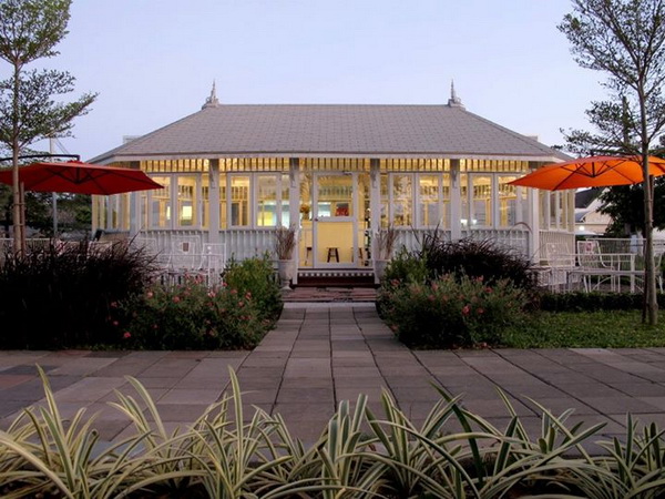 ร้านจิรธร