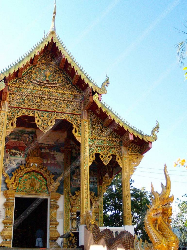 วัดพระธาตุดอยคำ