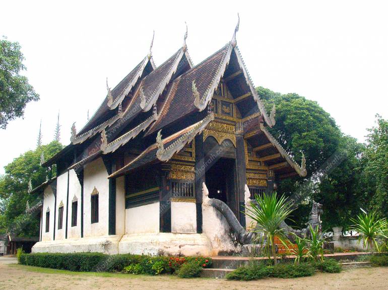 โบสถ์วัดป่าแดด วัดเล็ก ๆ ในแม่แจ่ม