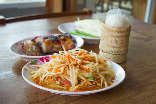 แซ่บสะเด็ด...ร้านอาหารอีสานในกรุงเทพฯ