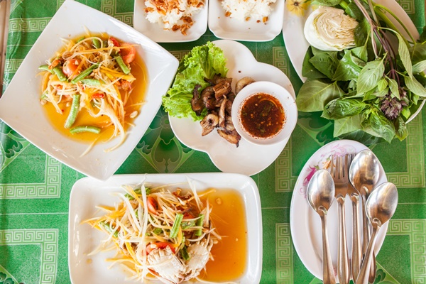 แซ่บสะเด็ด...ร้านอาหารอีสานในกรุงเทพฯ