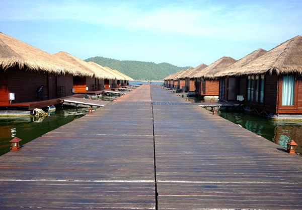 รักน้ำรีสอร์ท กาญจนบุรี