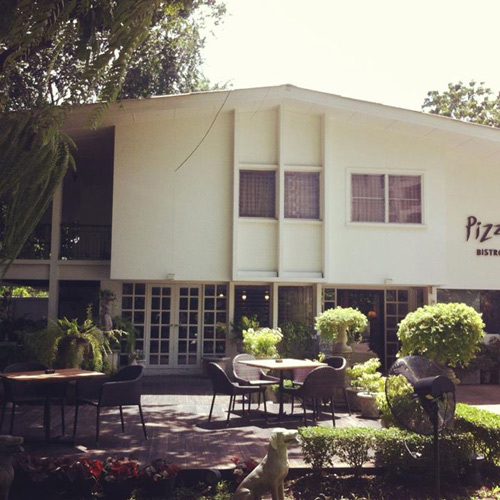 Pizzazo Bistro