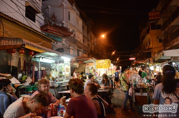 ตะลุยเยาวราชตอนค่ำ ตระเวนหาของกินร้านอร่อย