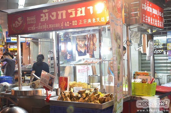 ตะลุยเยาวราชตอนค่ำ ตระเวนหาของกินร้านอร่อย