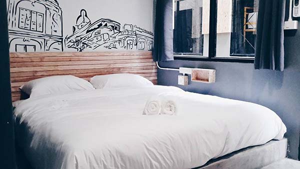 เบ้ด โฮสเทล (Bed Hostel)