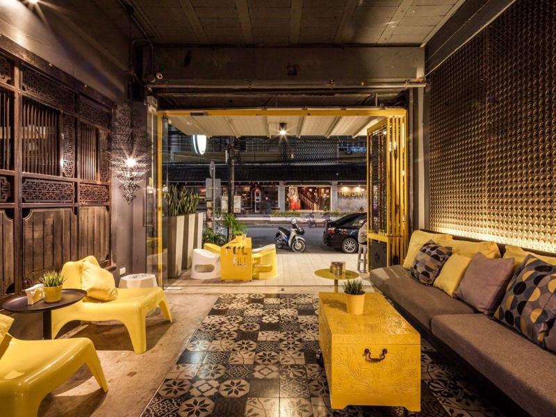 ฟูลฟิล ภูเก็ต โฮสเทล (Fulfill Phuket Hostel) 