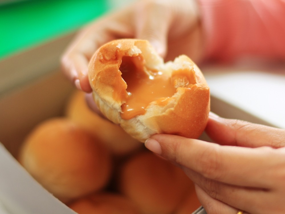 ขนมปังไส้สังขยา ของขึ้นชื่อเมืองอุทัยฯ