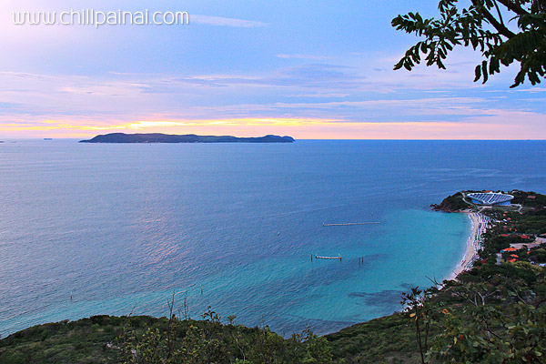 หาดแสม เกาะล้าน จ.ชลบุรี