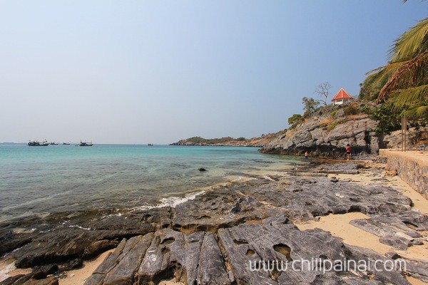 หาดถ้ำพัง อ่าวอัษฎางค์ เกาะสีชัง