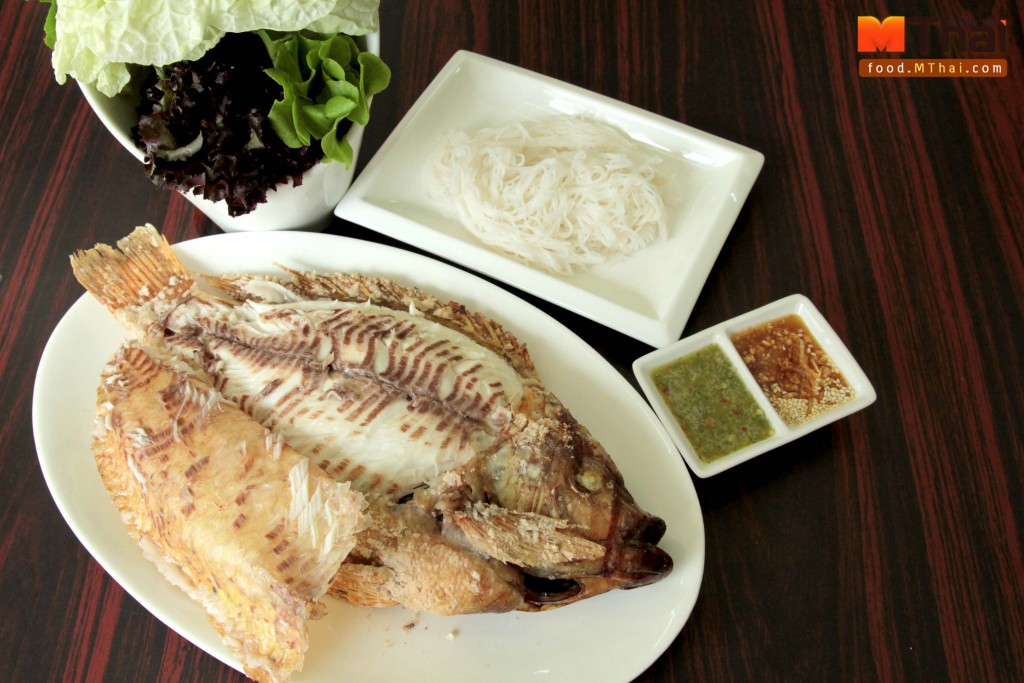ตำแซ่บตำซ่า ร้านอาหารอีสานรสแซ่บ ที่อุดมสุข 50