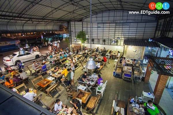 ครัวคุณย่า ถนนสรงประภา