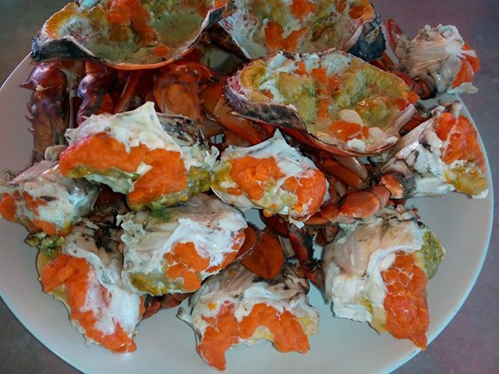 ร้านถาวร ซีฟูดส์ & โฮมสเตย์ คลองโคน สมุทรสงคราม