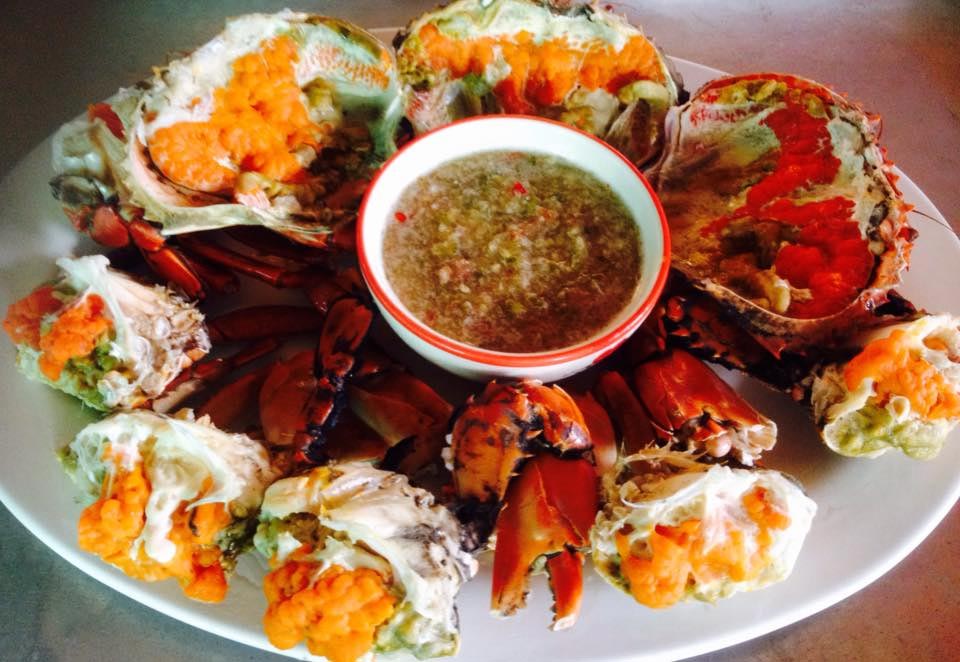 ร้านถาวร ซีฟูดส์ & โฮมสเตย์ คลองโคน สมุทรสงคราม