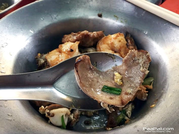 “ก๋วยเตี๋ยวงี่เง่า” เจ๊เบญ..วงเวียนโอเดียน