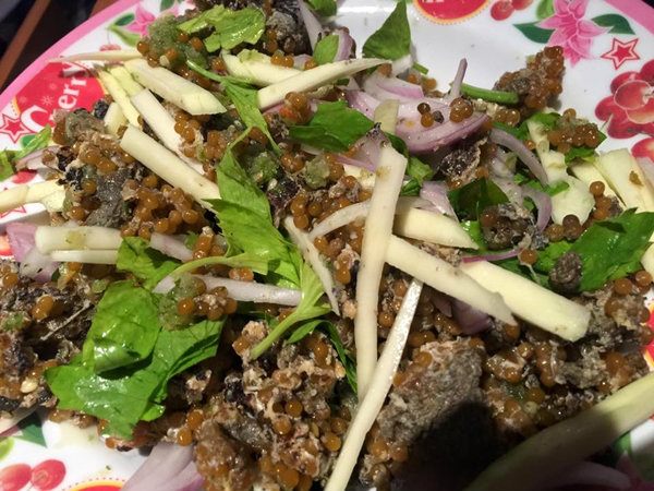 อาหารทะเลนายด่าง