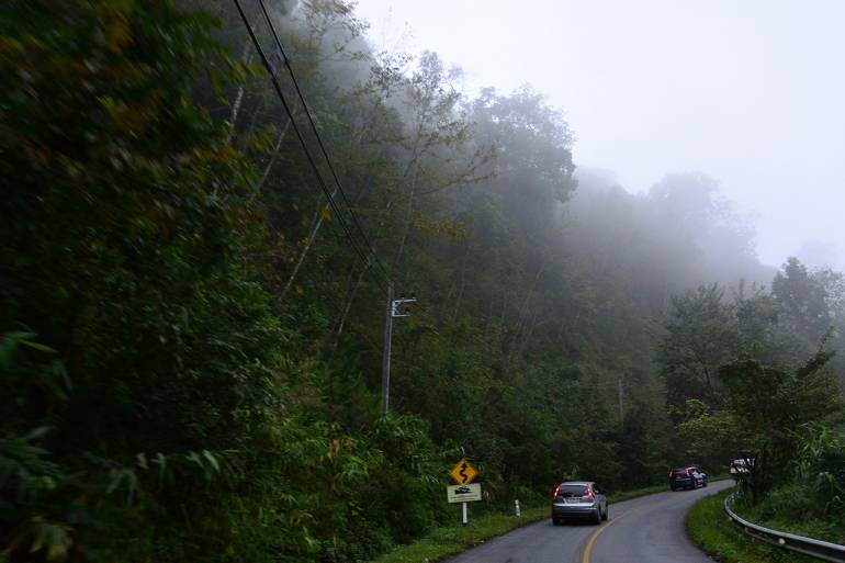 ขึ้น-ลงภูทับเบิกกับ 'รถเกียร์ออโต' ขับยังไงดีคะคุณ?