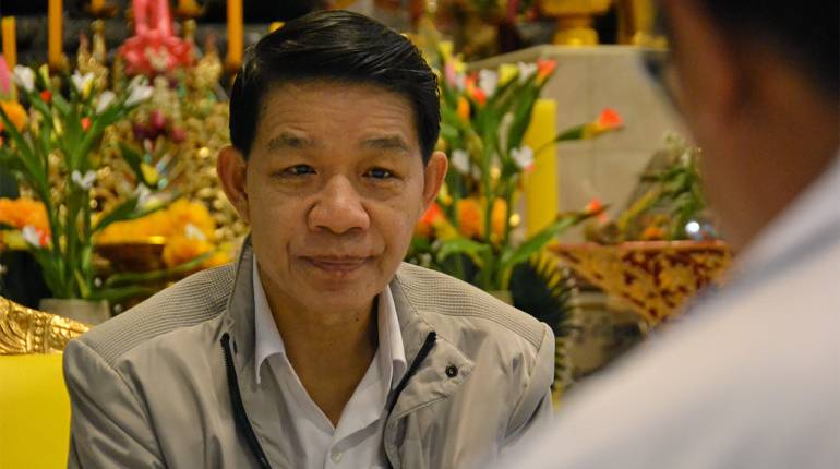 โหรวารินทร์ทำนาย ปี 59 บิ๊กตู่ผ่านฉลุย