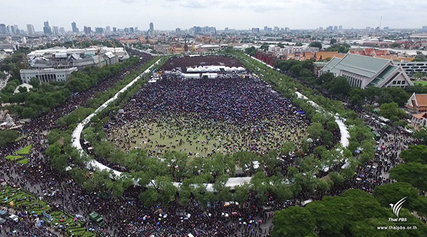 ตัวเลขพสกนิกรร่วมร้องเพลงสรรเสริญพระบารมี